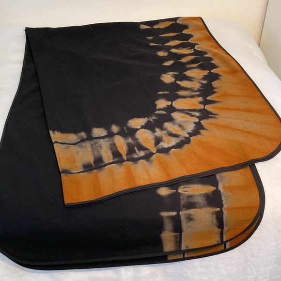 Wool cape and scarf/sash tie dye by an artist - Picture 14 of 17